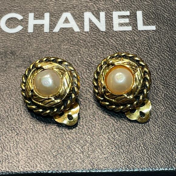 Chanel Gold tone Pearl Clip-On Earrings with COA - Picture 1 of 4